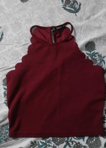 SHEIN Burgundy Crop Top