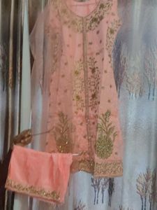 4 colour Peach Embroidered Kurta Set