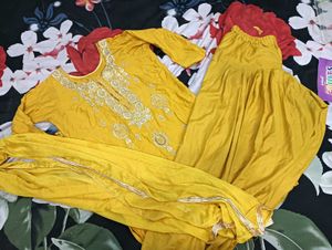 Ubtan Suit.3638size💚