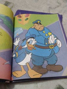 Disney Children&#39;s Books (2) Hard Cover