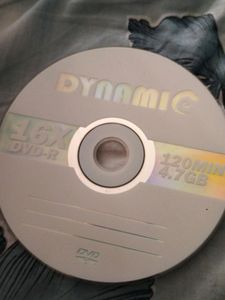 CD box With 9 empty CDs