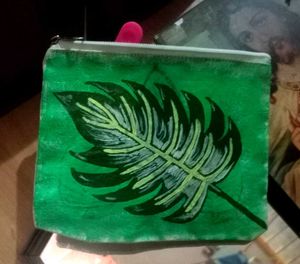 Green Leaf Pouch