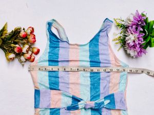 Sunday Sale : 4 Swimsuit