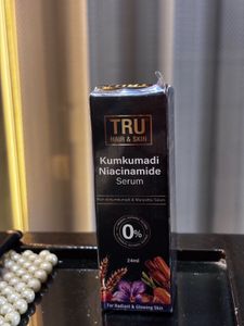 TRU Kumkumadi Niacinamide Serum