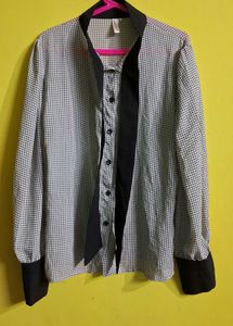 Checkered Blouse with Tie Neck M Size