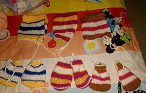 Infants Kids Combo Caps And Mittens