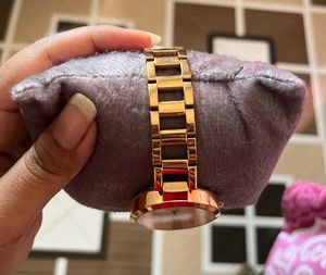 Van Heusen Women’s Rose Gold Watch