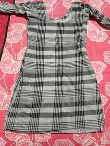 Check Pattern Kurti
