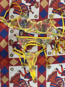 Floral Embroidery Underwire Garter Lingerie Set 🔥