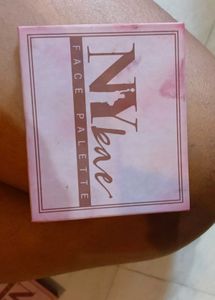 3-Color Blush/Eyeshadow Palette
