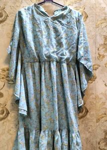 Women&#39;s Top.Size 34.Length 37.
