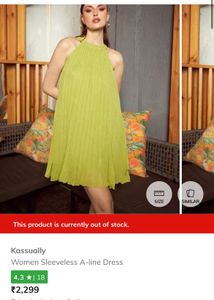 Halter Neck Pleated Dress