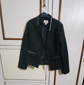 Madame Black Polka Dots Beauty Jacket