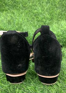 Black Velvet Sandal For Girls 5-6 YEARS