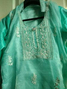 💝Elegant Embroidered Kurta💝