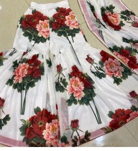 Crop Top With Printed Plazo Nd Floral Dupatta