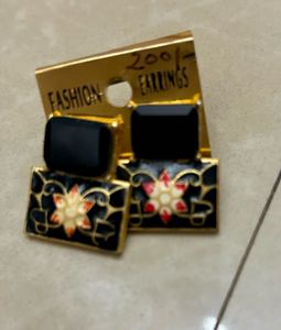 Combo of 4 jewellery pieces