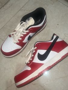 Nike Air Low-Top Sneakers