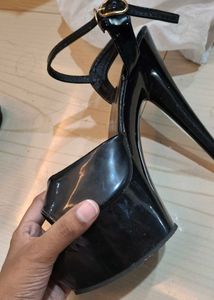 DIWALI  SALE (only for 24 hours) black modelling h