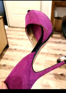 ZARA Shocking PINK Stiletto