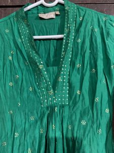 Green Embroidered Kurta