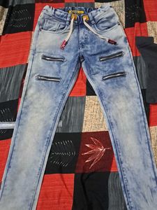 Cargo Jeans