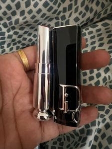 Authentic Dior Addict Shine Lipstick - Atelier 527