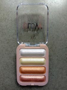 Highlighter Glow Baked Powder