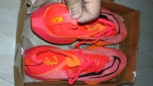 NEW NIKE ALPHAFLY % 2 Shoes
