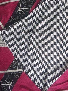 Houndstooth Puff Sleeve Top🖤🤍✨