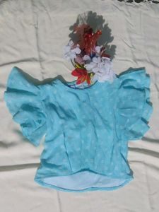 A Set Of Top &amp; Jeans