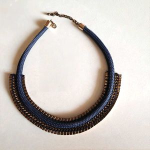 neck choker