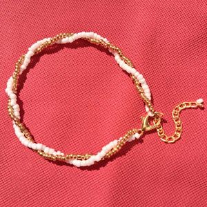 Elegant Golden Beaded Bracelet 💛