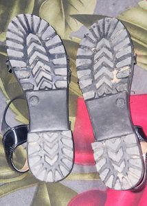 Used Black Sandals