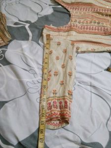 Suit With Elegant Dupatta