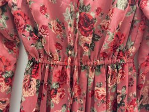Stylish Red Floral Dress👗