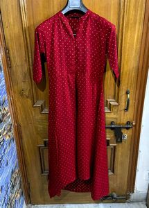 LIBAS WOMEN RED SELF PATTERN COTTON KURTA SIZE - X