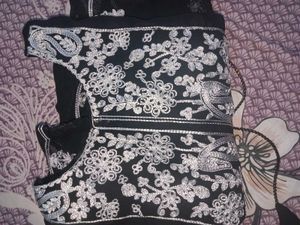 I&#39;m Selling A Tunic Top In Black Colour Georgette
