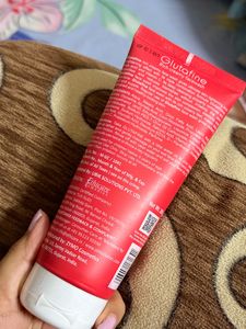 Glutafine Face Wash