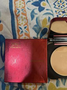 Faces Canada Compact