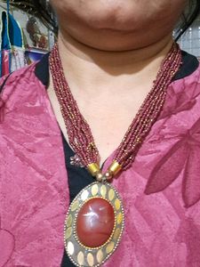Wine Moti Chain