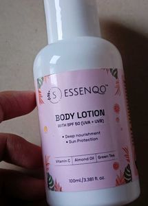 Essenqo skincare set💝