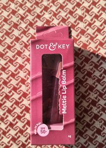 Dot &amp; Key Skincare Set