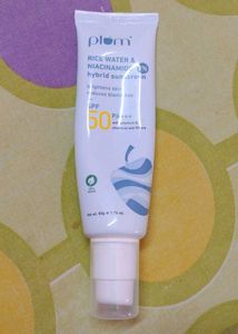 Plum Rice Water & Niacinamide 2% Hybrid Suncream