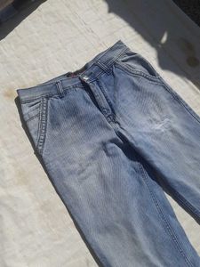 Straight Jeans