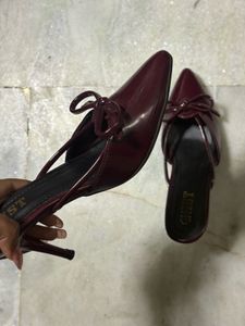 Stylish Burgundy Mules with Bow Detail