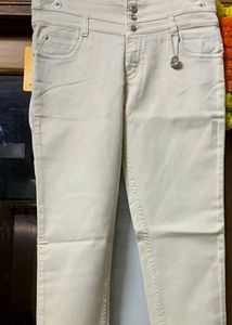 Tapered Fit Mid Rise Jeans