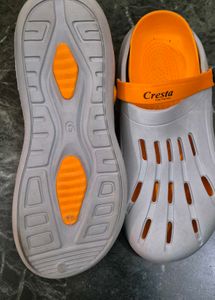 New Men Clog Slidder In Size9