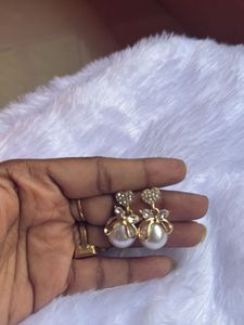 Pearl Drop Earrings