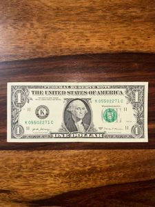 SLIGHTLY USED 1 US DOLLAR - SERIAL NO. K05502271C